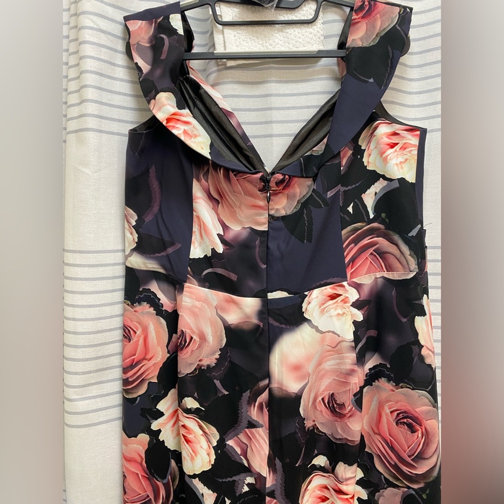 City Chic Black and Pink Floral Midi Off-the-Shoulder Dress - Picture 7 of 9